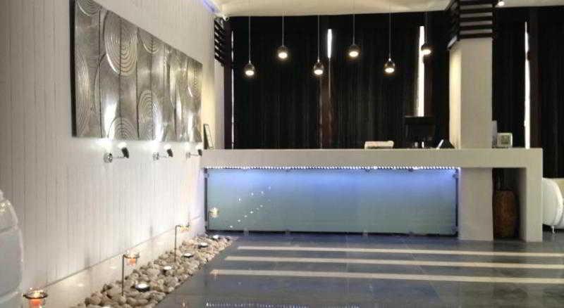 Hotel apartamentowy Crystal 3*
