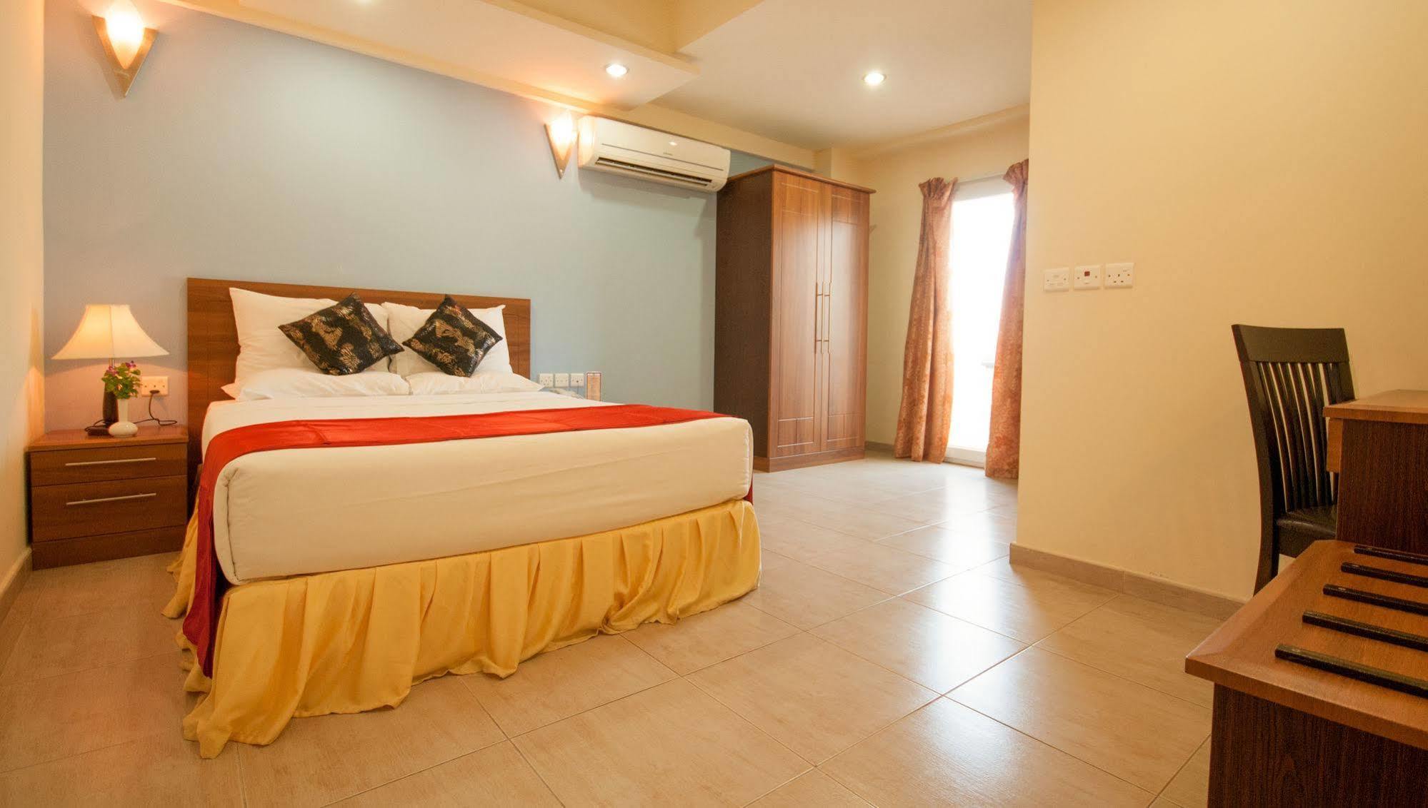 Hotel apartamentowy Crystal