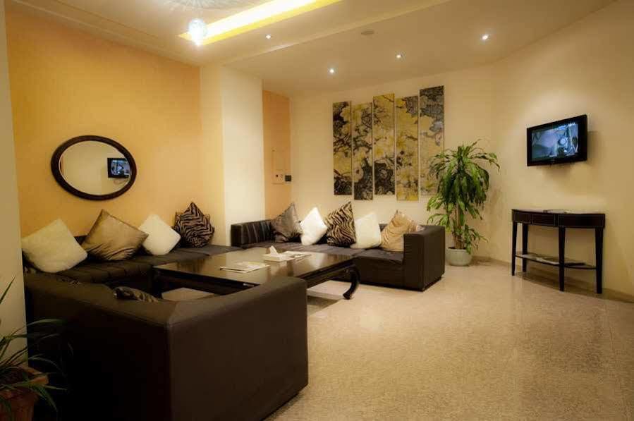 Hotel apartamentowy Crystal