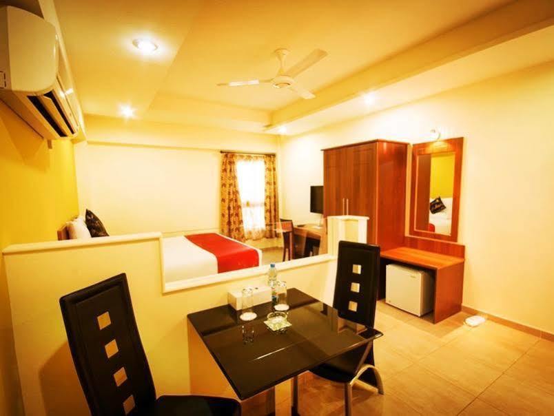 Hotel apartamentowy Crystal 3*