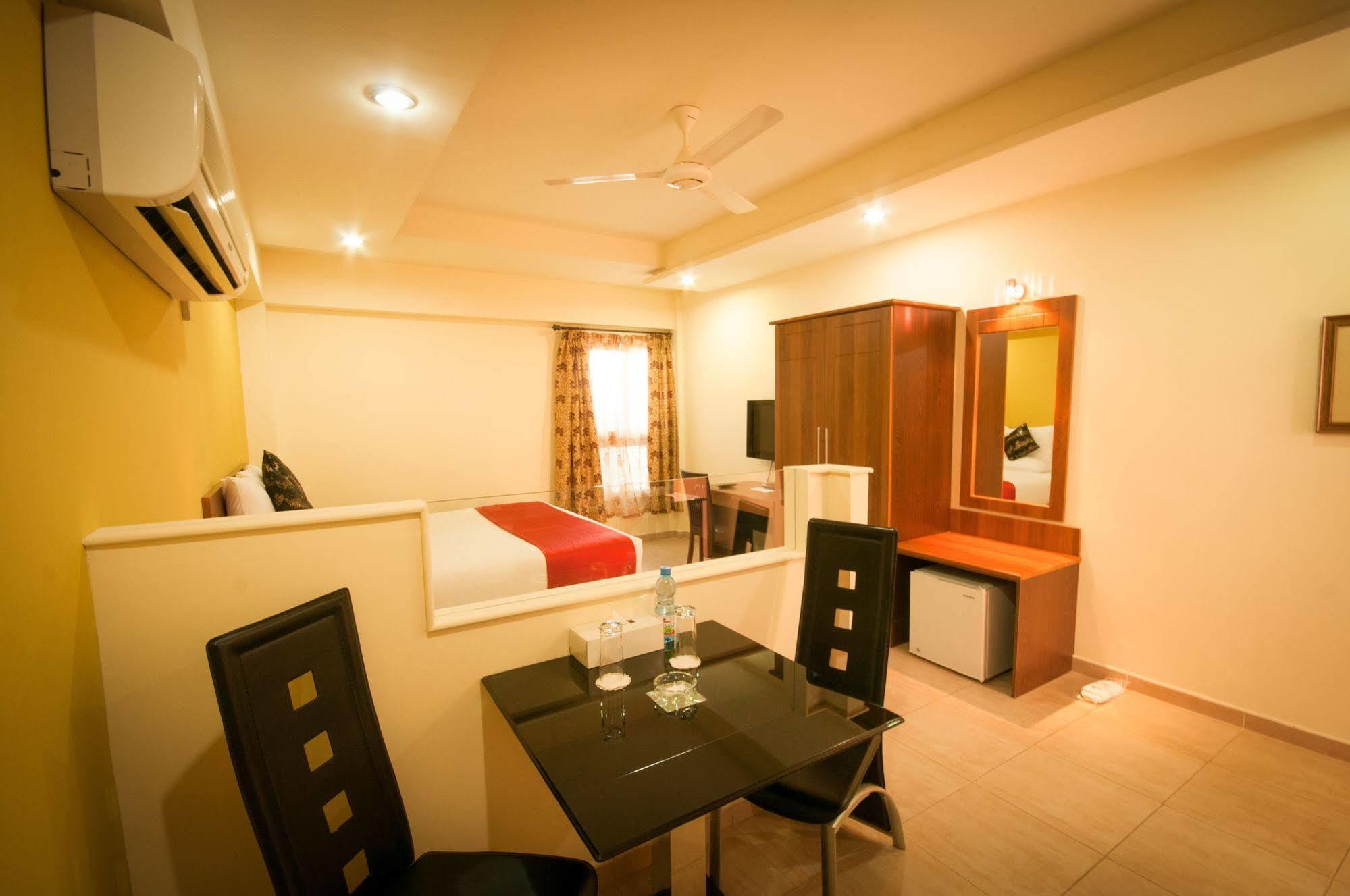 Hotel apartamentowy Crystal Maskat