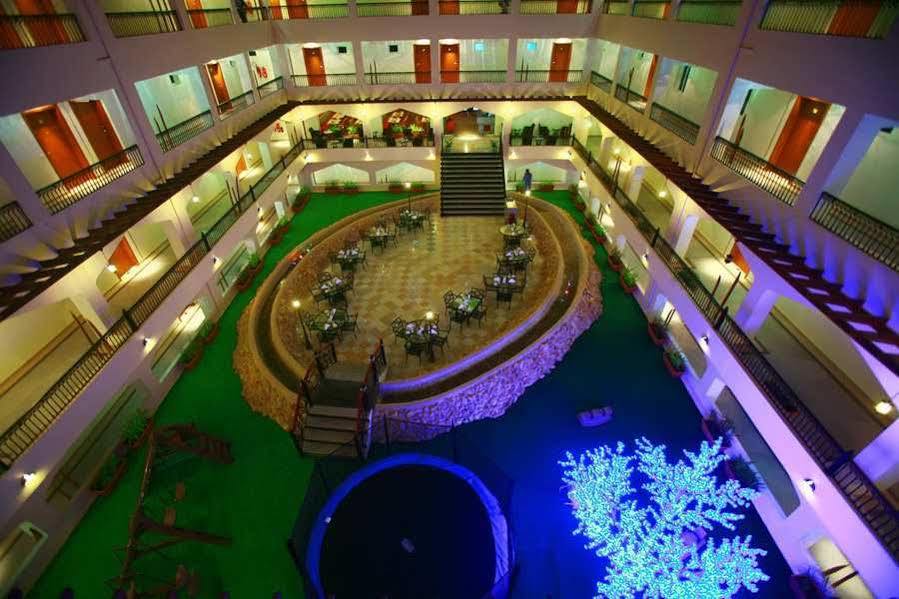 Aparthotel Crystal Suites Muscat