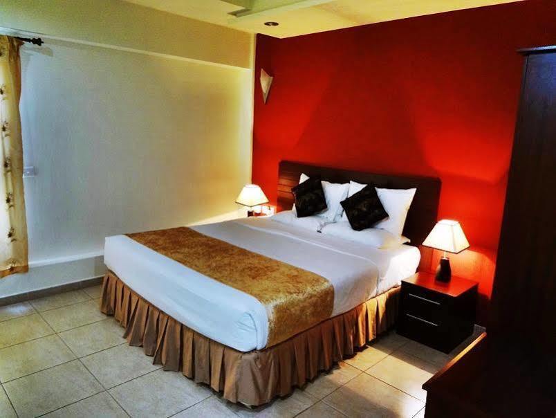 Crystal Aparthotel Masqat